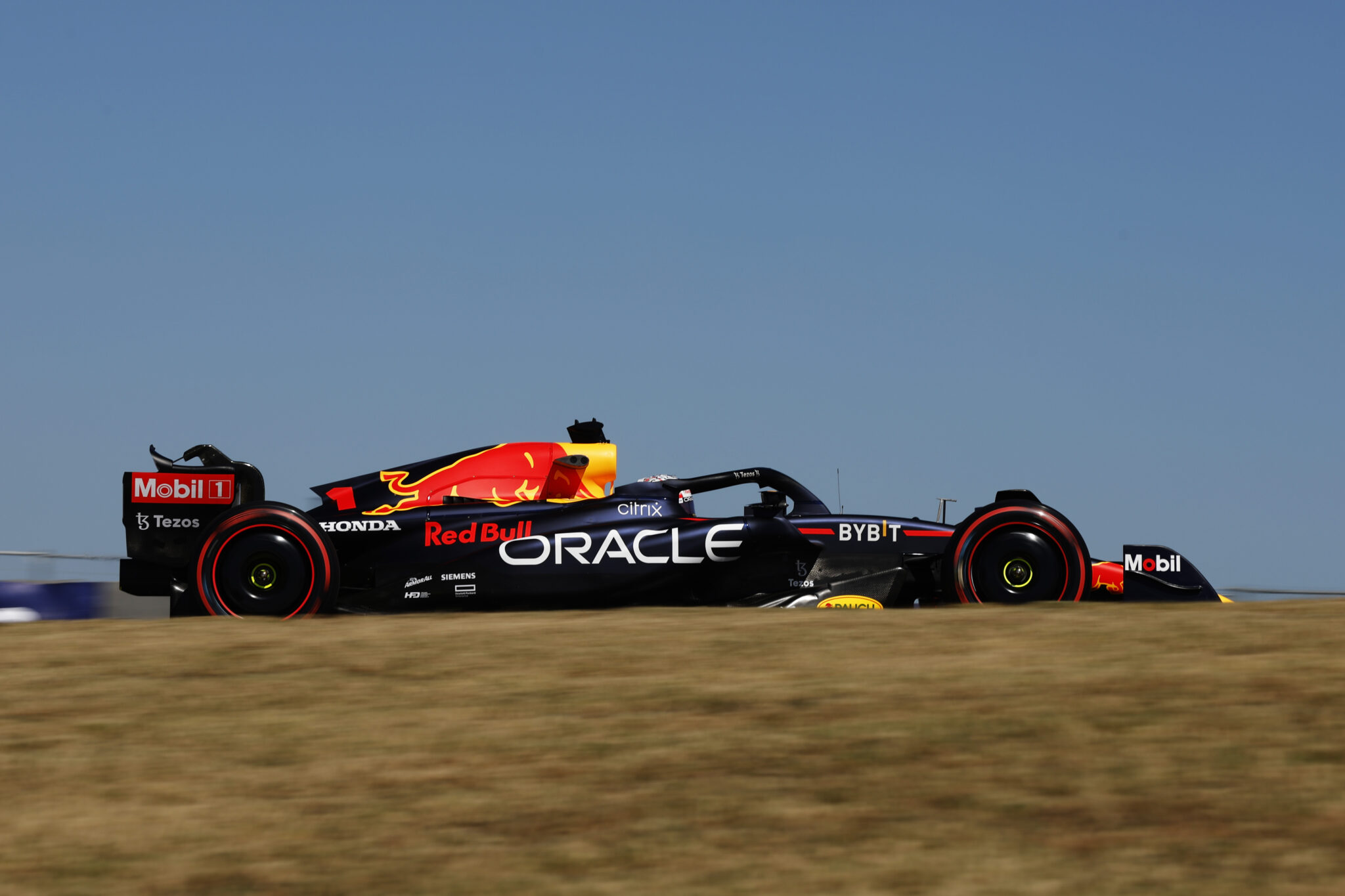 Verstappen domina los últimos libres en Austin Checo y Alonso